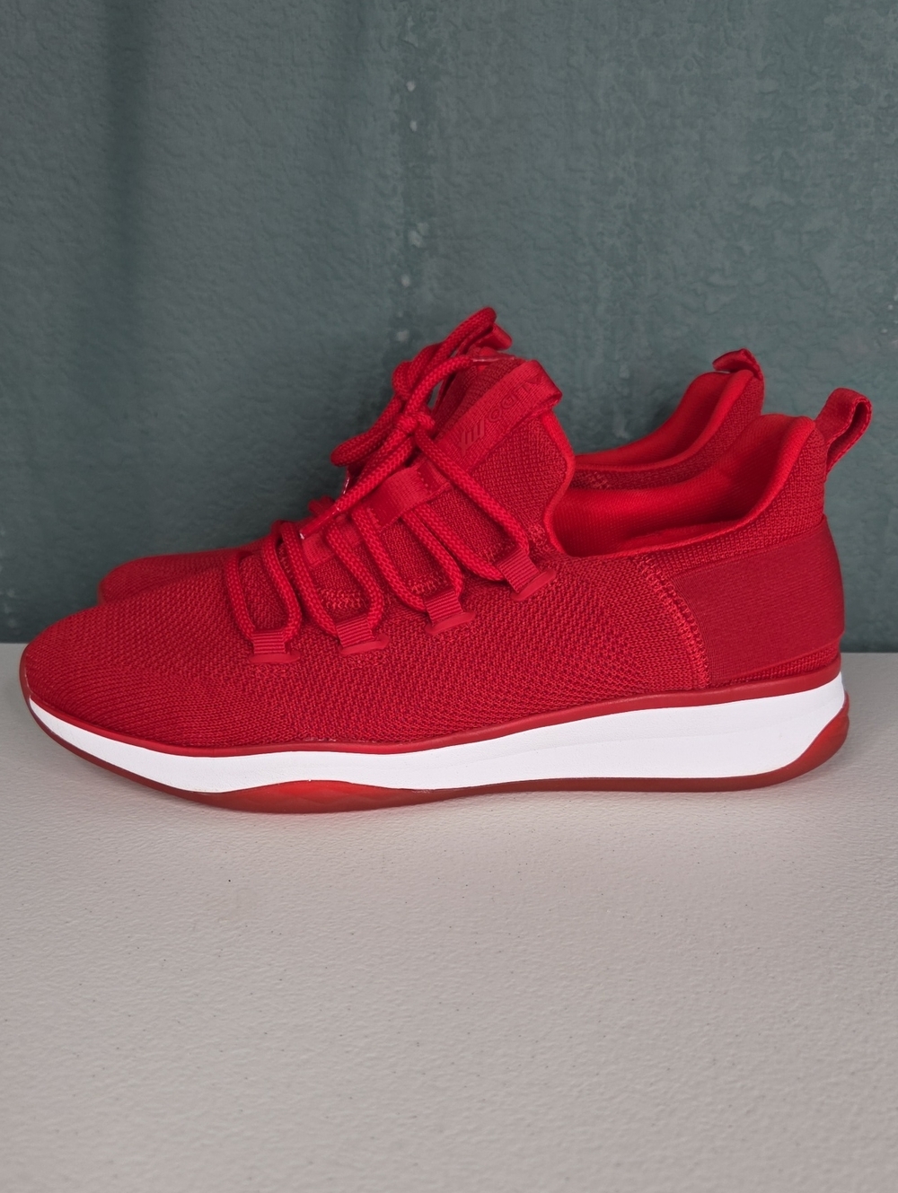 Women’s Lightweight Red Knit Sneaker